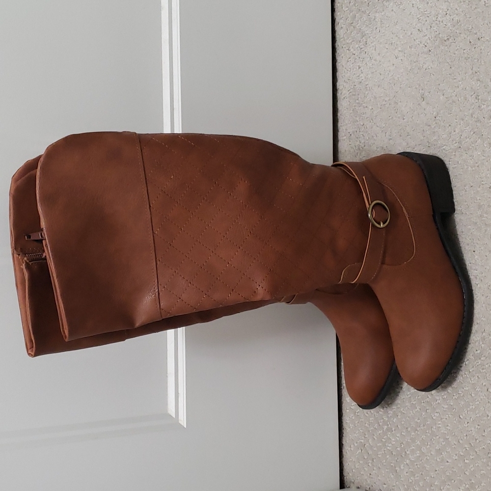 Leather boots